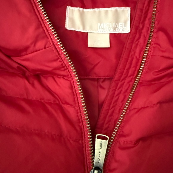 Michael Kors Red Quilted Vest with removable hood - Picture 3 of 5